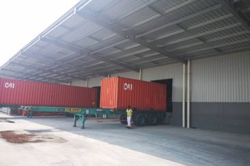 Premium warehouse hub , Shah alam , Klang , Kuala 