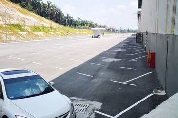  Bandar Puncak Alam , Rawang , Kundang