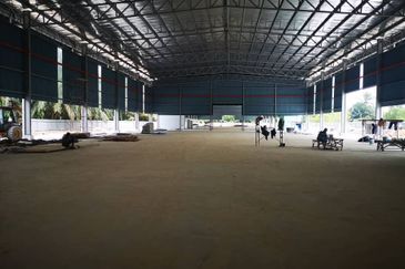 New Factory / warehouse with Power 800 Amp