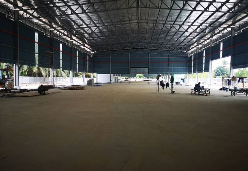 New Factory / warehouse with Power 800 Amp