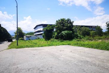 Heavy Industrial Zoning @ 0.5 acres to 3 acres