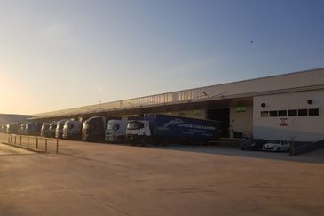 Ijok - Bestari Jaya  Premium Warehouse 84,000 sf