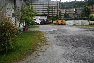 4 Acres Industrial land with factory - 1300 amp