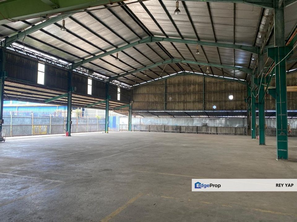 Near Highway access Detached Factory for Rent , Selangor, Rawang