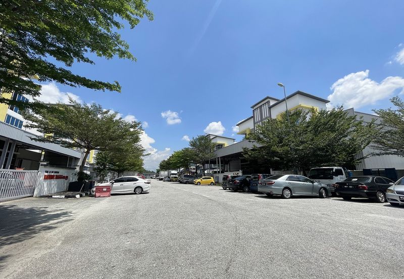 3.5 storey semi-d factory