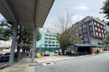 Corner lot commercial land