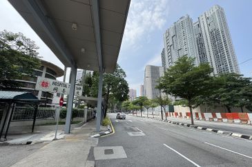 Corner lot commercial land