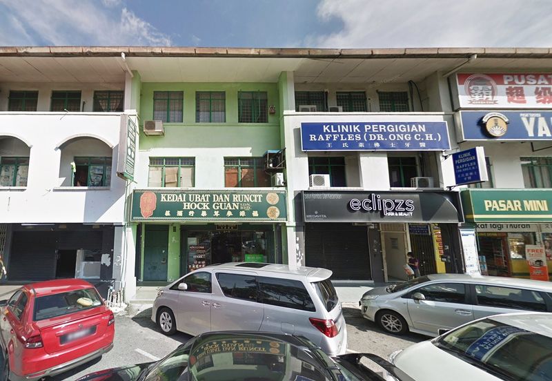 Partilally fitted office