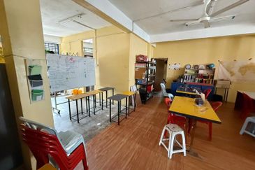 Jalan Yew off Jalan Pasar