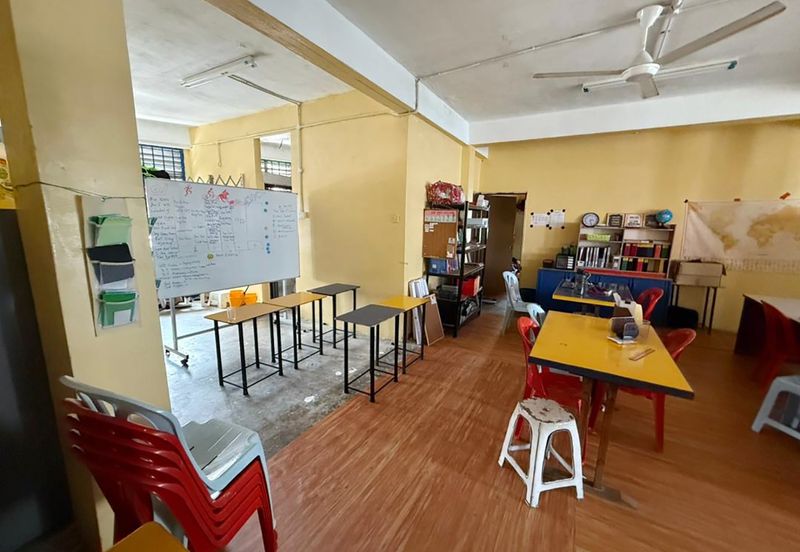 Jalan Yew off Jalan Pasar