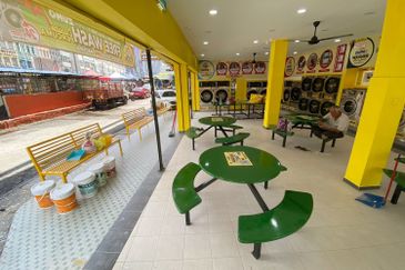 Jalan Yew off Jalan Pasar