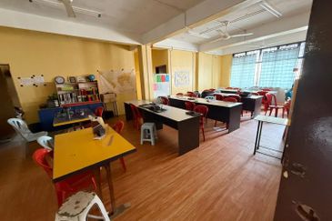 Jalan Yew off Jalan Pasar