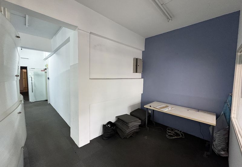 1st floor office 24x80