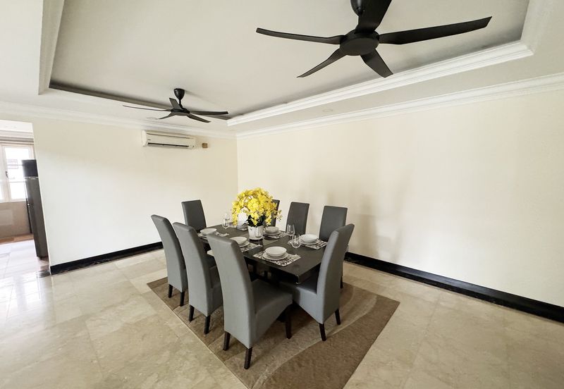 Kiara Peak (Puncak Kiara)