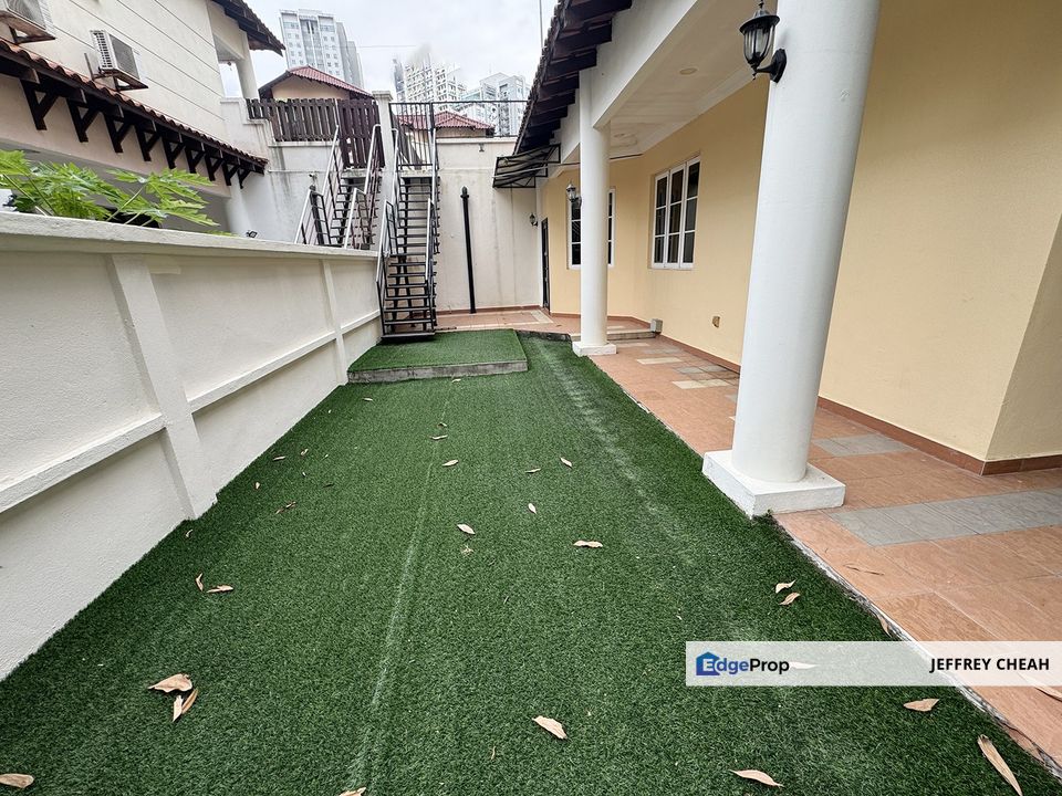 Exclusive bungalow unit, Kuala Lumpur, Mont Kiara