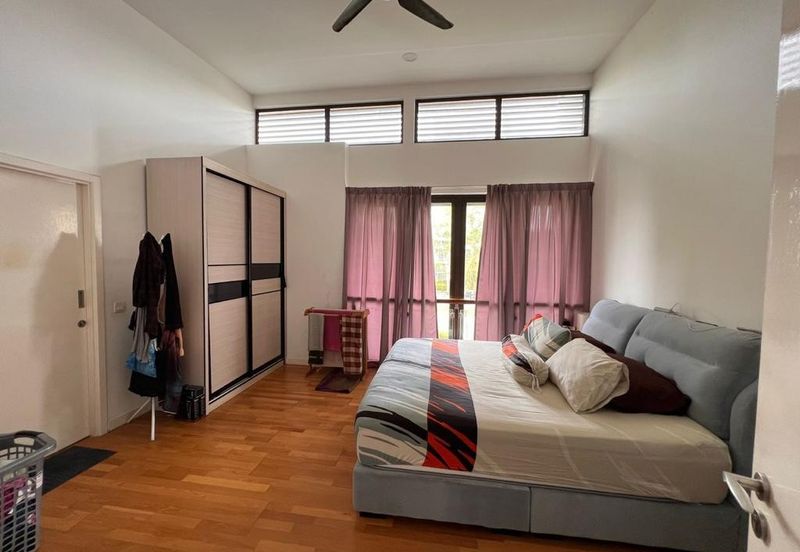 Mozart, Symphony Hills