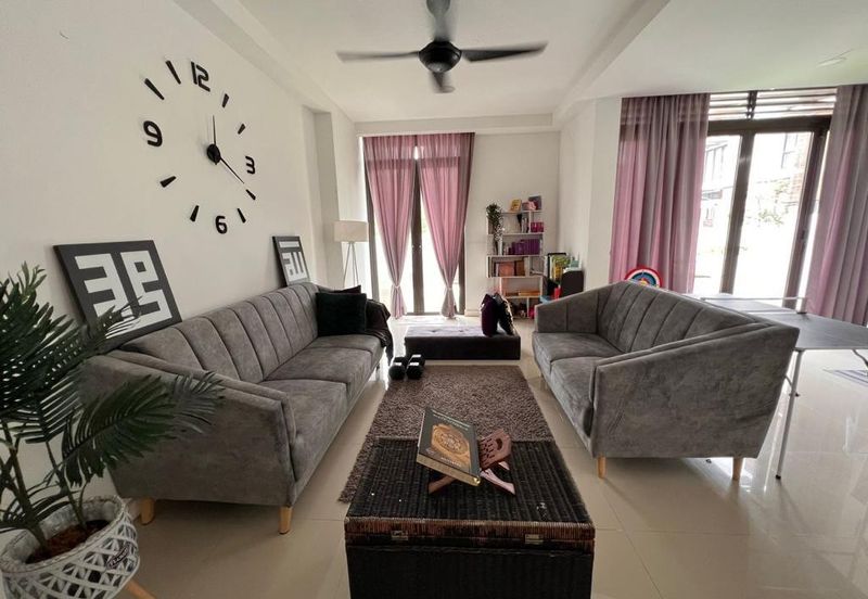 Mozart, Symphony Hills