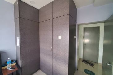 1 Razak Mansion (Residensi Tun Razak)