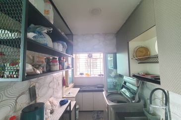 1 Razak Mansion (Residensi Tun Razak)