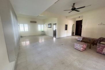 2 sty bungalow Ampang freehold for sale