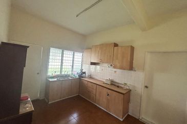 2 sty bungalow Ampang freehold for sale