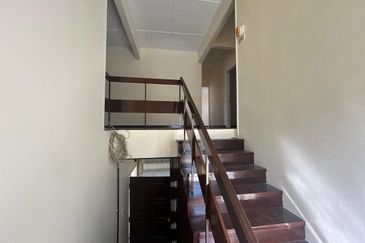 2 sty bungalow Ampang freehold for sale