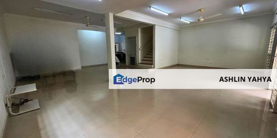 Putra Heights landed house end lot for rent, Selangor, Subang Jaya