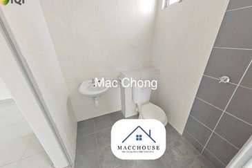 46x70 3 Storey Corner Free Lawyer & MOT @ Kaseh Heights Semenyih