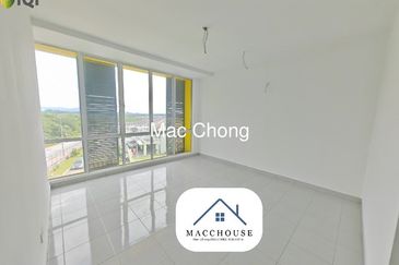 46x70 3 Storey Corner Free Lawyer & MOT @ Kaseh Heights Semenyih