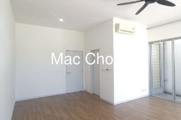 Parkfield Residences, Tropicana Heights