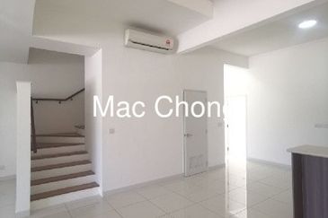 Parkfield Residences, Tropicana Heights