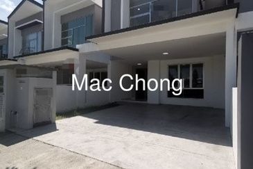 Parkfield Residences, Tropicana Heights