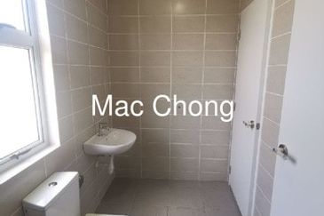 Parkfield Residences, Tropicana Heights