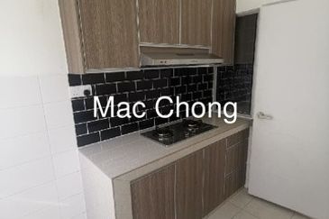 Parkfield Residences, Tropicana Heights