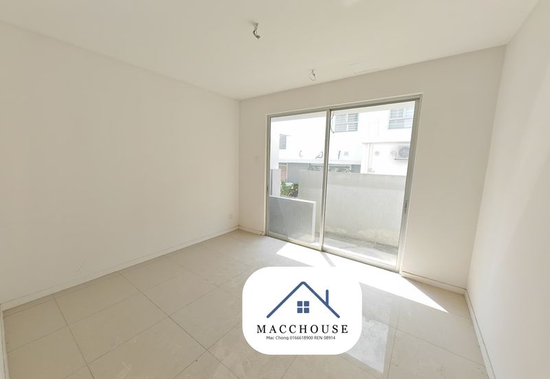 Fairfield Residences, Tropicana Heights