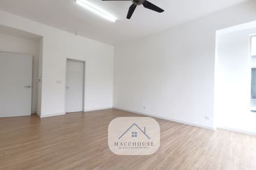 Parkfield Residences, Tropicana Heights