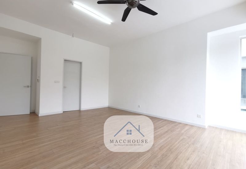 Parkfield Residences, Tropicana Heights