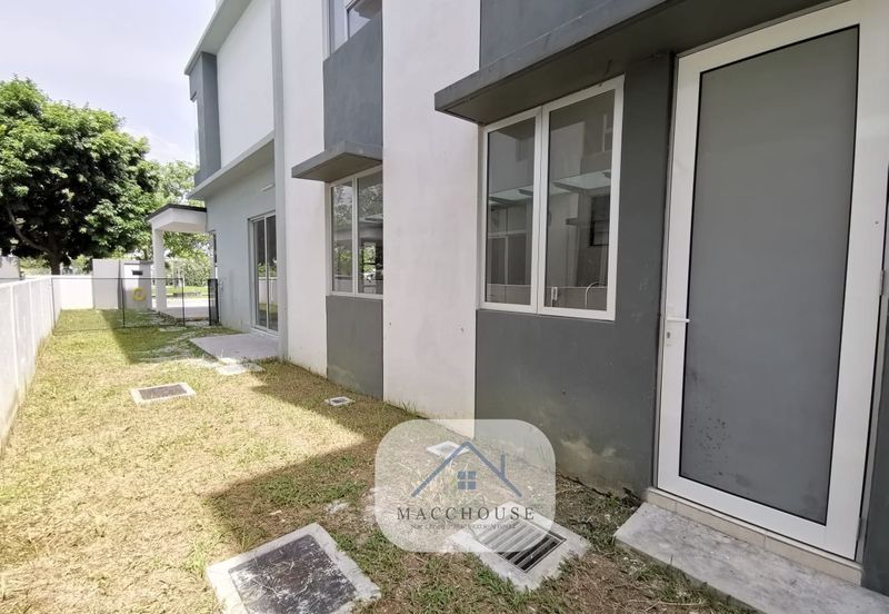 Parkfield Residences, Tropicana Heights