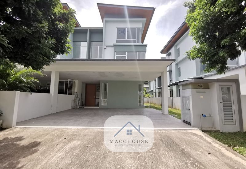 Parkfield Residences, Tropicana Heights