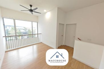 Parkfield Residences, Tropicana Heights