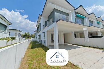 Parkfield Residences, Tropicana Heights