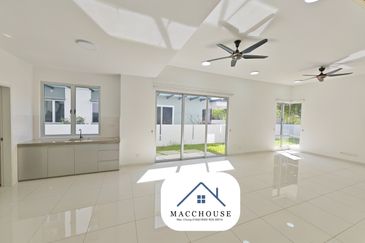 Parkfield Residences, Tropicana Heights