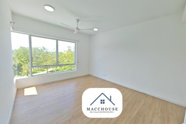 Parkfield Residences, Tropicana Heights