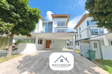 Parkfield Residences, Tropicana Heights