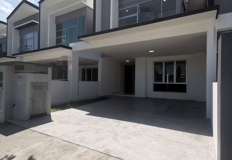 Parkfield Residences, Tropicana Heights