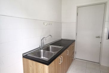 Parkfield Residences, Tropicana Heights