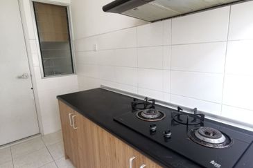 Parkfield Residences, Tropicana Heights