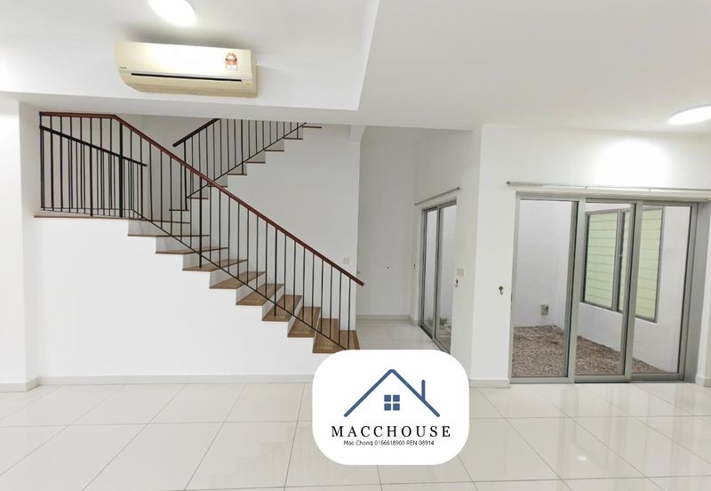 Parkfield Residences, Tropicana Heights