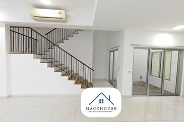 Parkfield Residences, Tropicana Heights