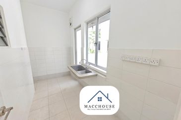 Parkfield Residences, Tropicana Heights